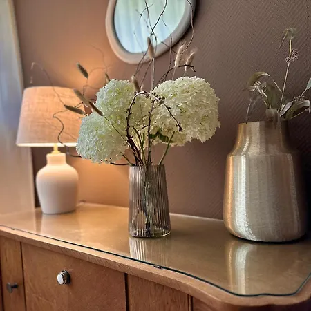 Apartment Stilvolles Und Modernes Souterrain-apartment Im Gruenen Dienethal